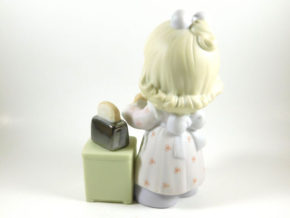 Precious Moments A Special Toast To Precious Moments Enesco Figurine C0017