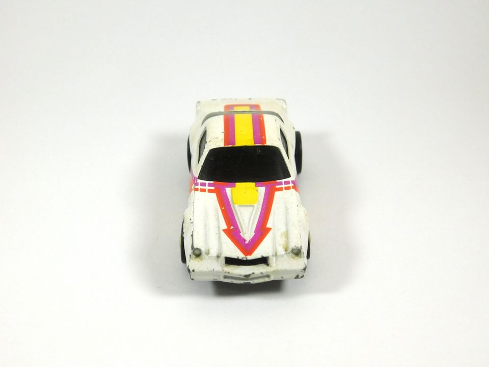 Vintage 1982 White Hot Wheels Camaro Z-28