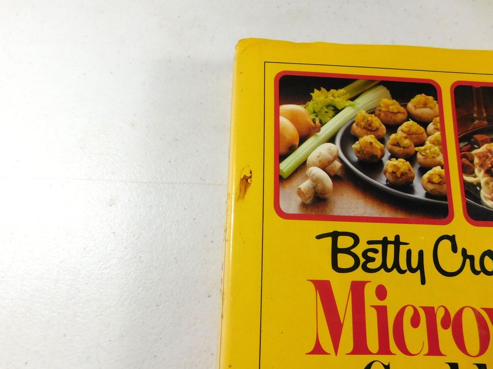 Vintage 1981 Betty Crocker's Microwave Cookbook