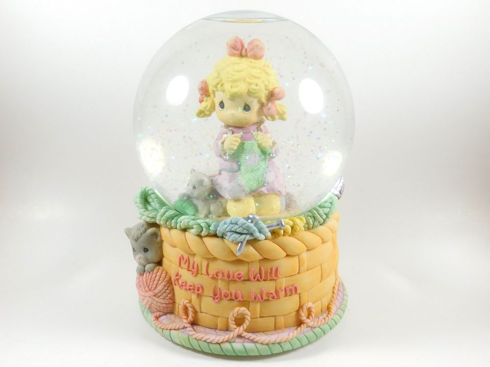 Precious Moments My Love Will Keep You Warm Snow Globe Fur Elise Enesco