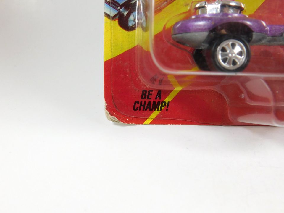 Johnny Lightning Purple Nucleon The Challengers! Limited Edition