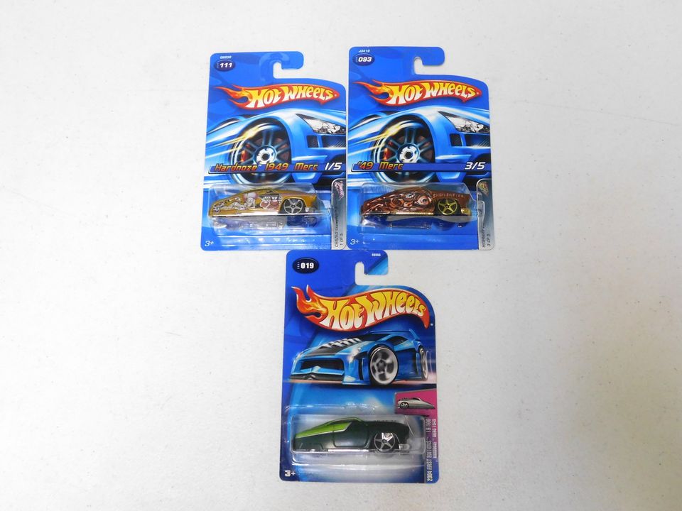 3 Hot Wheels Hardnoze 1949 Merc Cars Color Variants