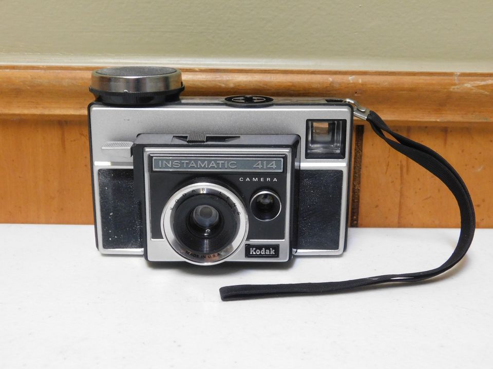 Vintage Kodak Instamatic 414 Camera