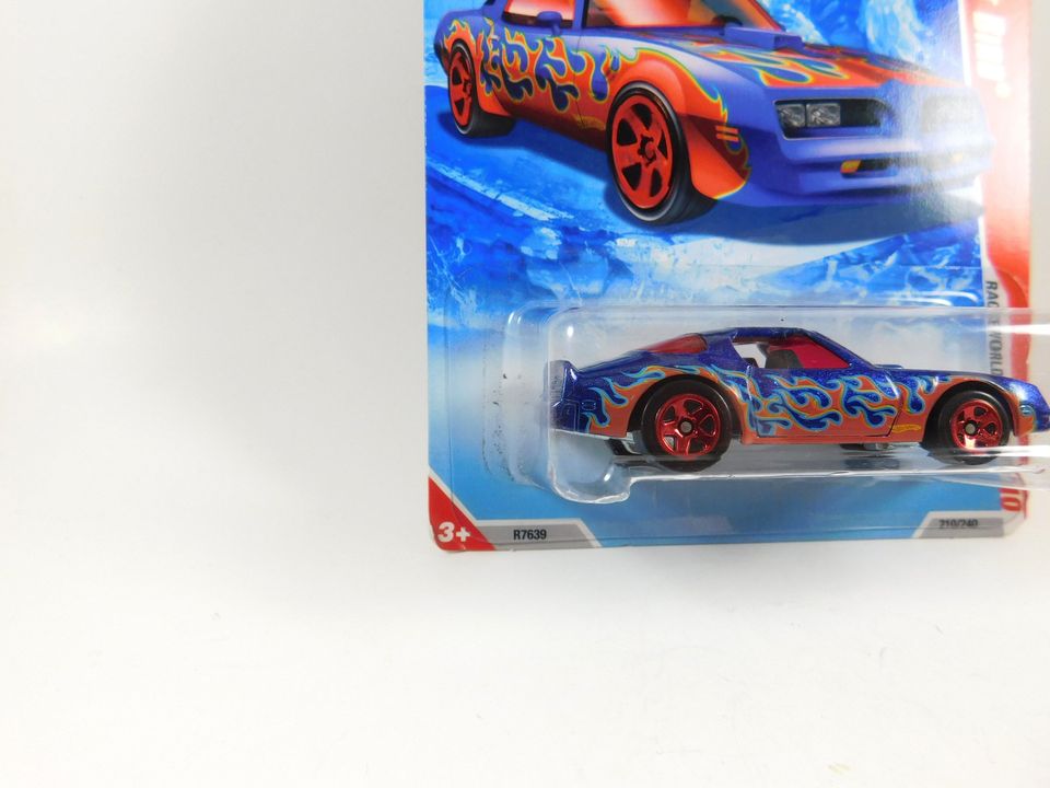 Hot Wheels Hot Bird Race World Volcano '10