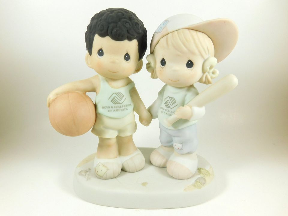 Precious Moments Boys & Girls Clubs of America Shoot For The Stars Enesco Figurine 52170