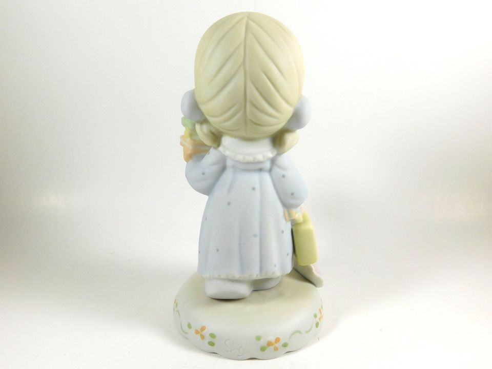 Precious Moments Growing In Grace Age 5 Enesco Figurine 136247