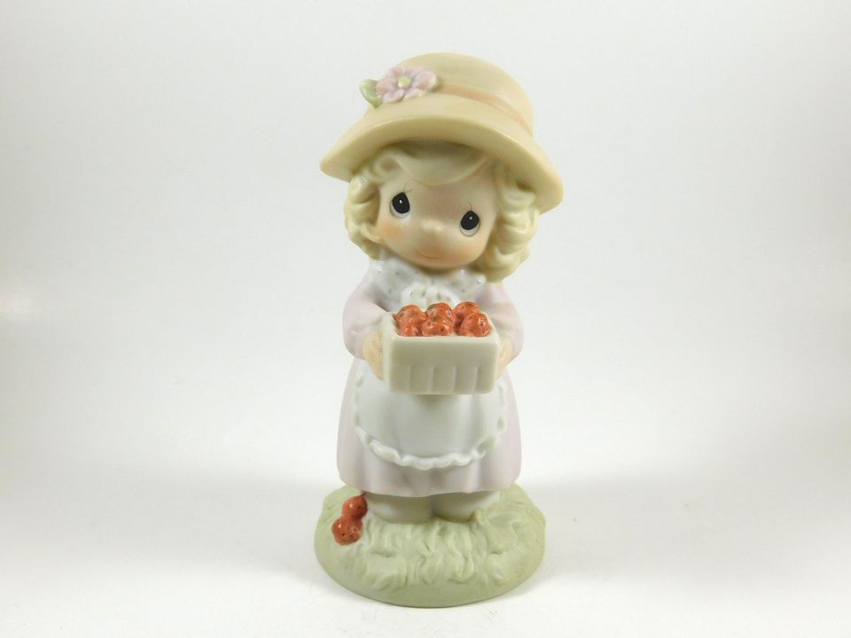 Precious Moments You're The Berry Best Enesco Figurine 139513