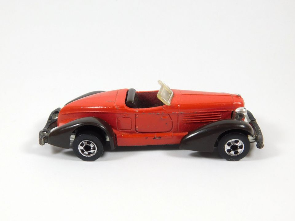 Vintage 1978 Hot Wheels Red Auburn 852