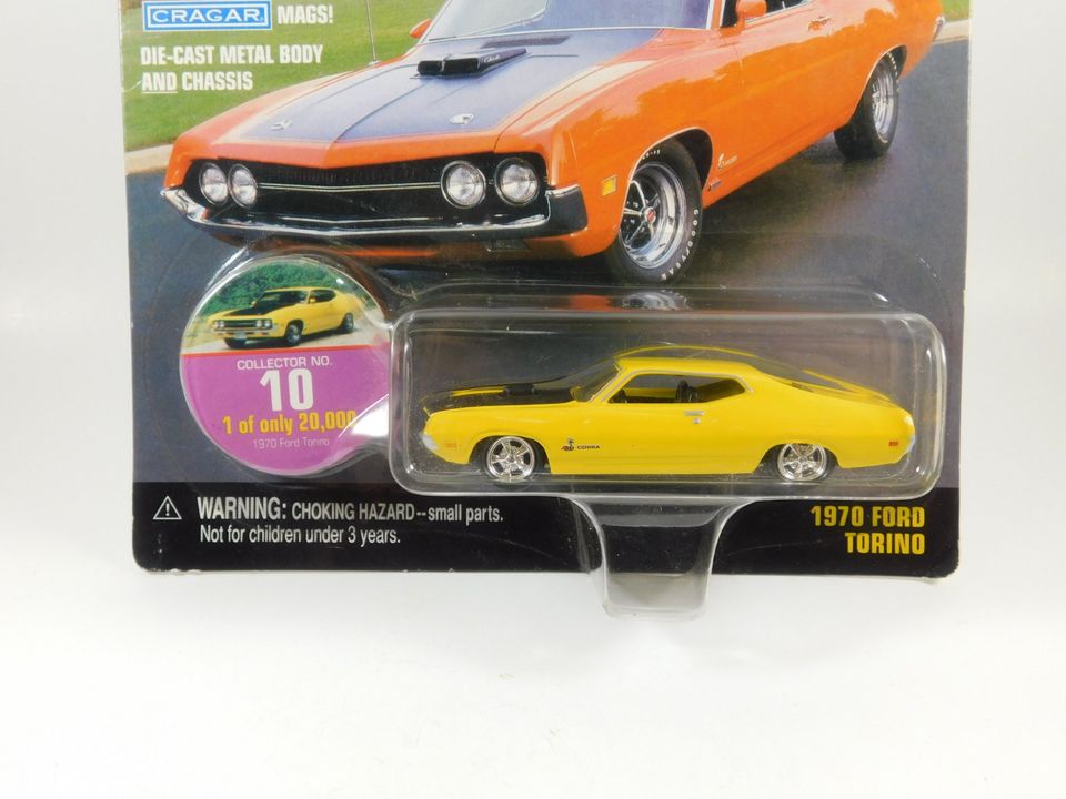 Johnny Lightning Muscle Cars Yellow 1970 Ford Torino Collector No. 10