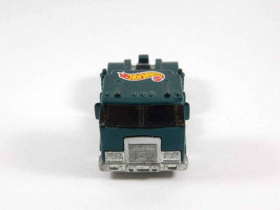 Vintage 1986 Hot Wheels Green Semi Cab