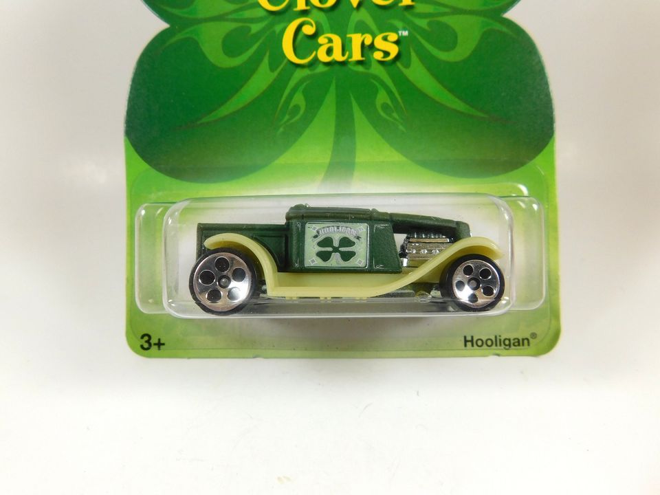 Hot Wheels Holligan and Ford GTX-1 Clover Cars