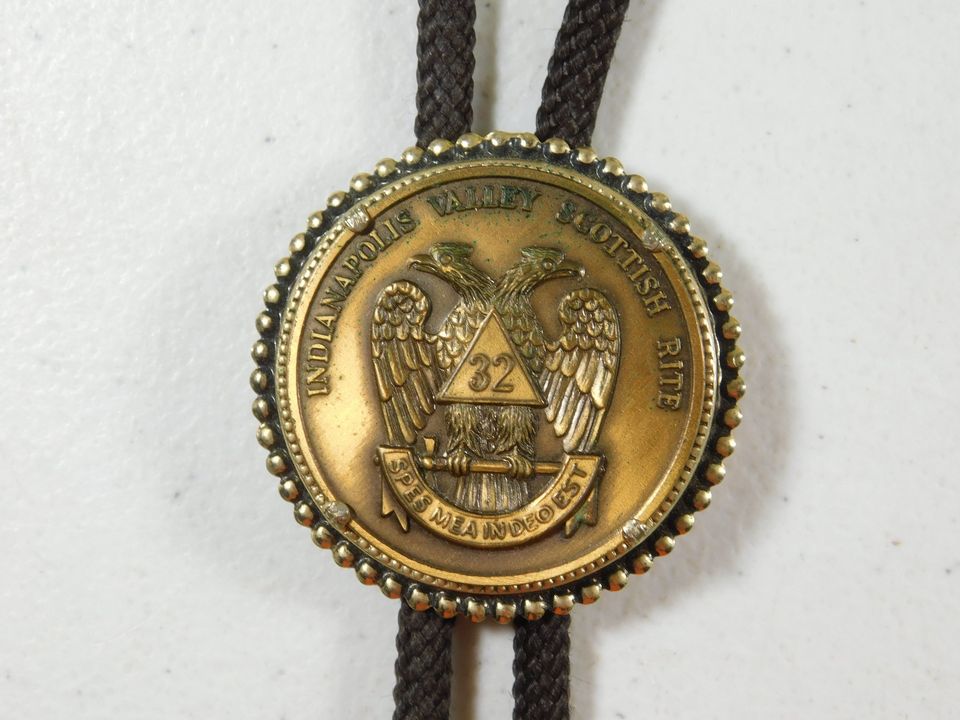 Vintage Indianapolis Valley Scottish Rite Medallion Bolo Tie