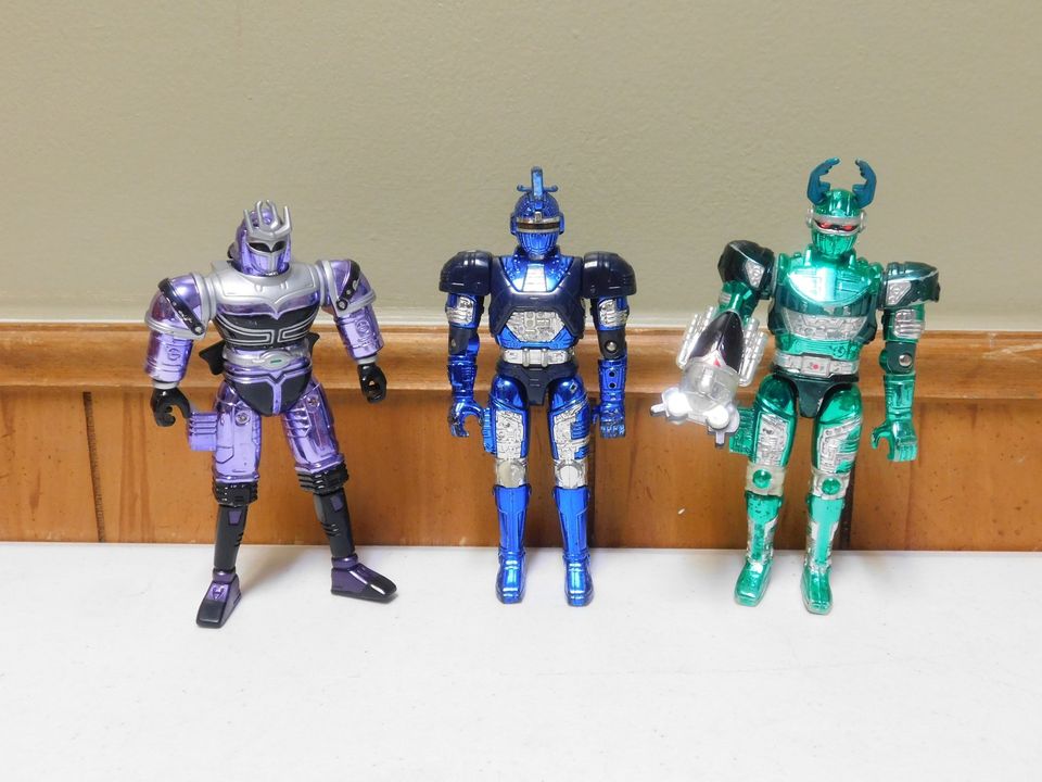 3 Beetleborgs Action Figures Toys