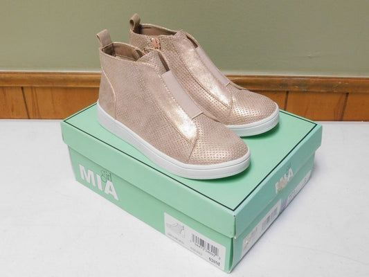 Mia Girl's Rose Gold Boots