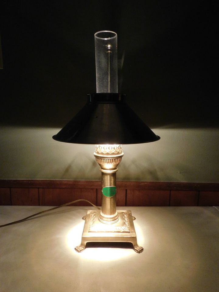 Vintage Orient Express Touch Lamp