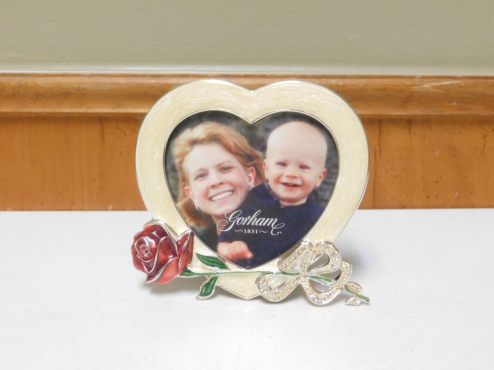 Gorham 1831 Heart Shaped Picture Frame