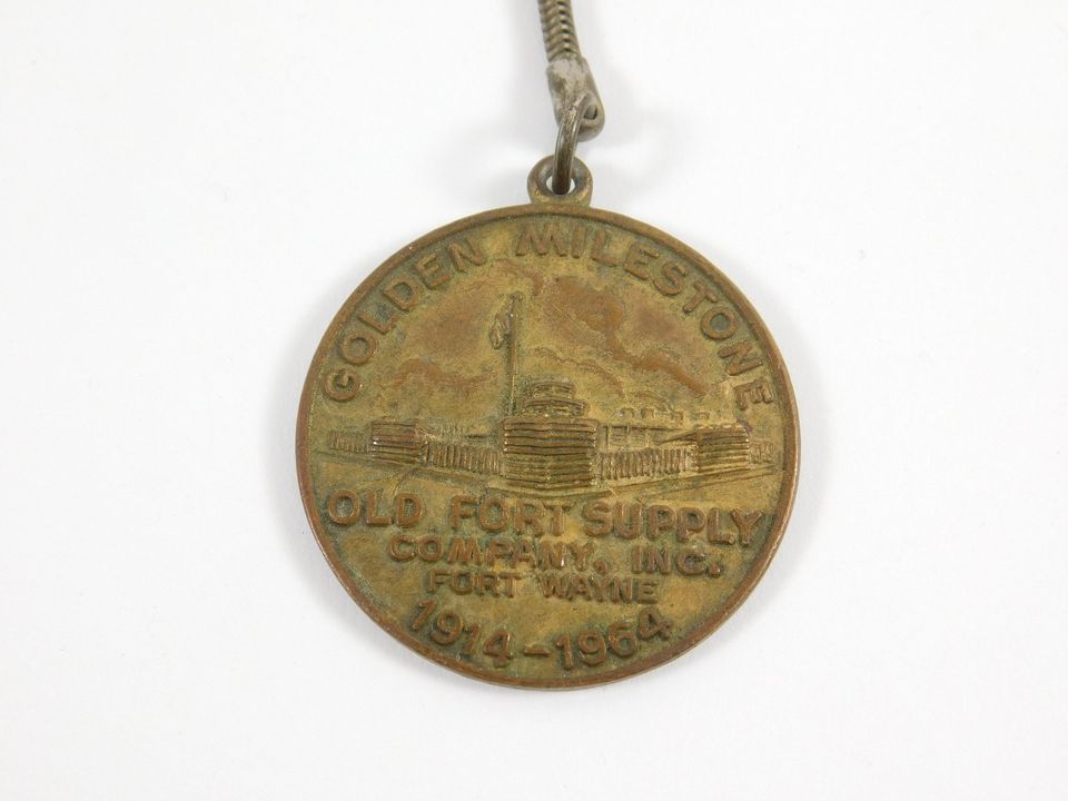 Vintage Golden Milestone Old Fort Supply 1914-1964 Round Keychain