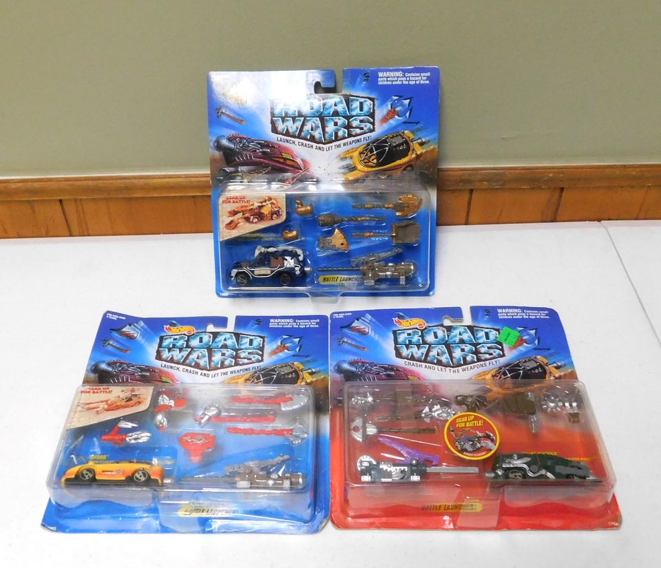 3 Hot Wheels Road Wars Cars Street Cleaver, Nitrod, Wastelander