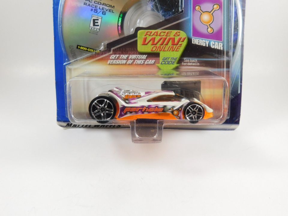 Hot Wheels CD-ROM White and Orange Vulture