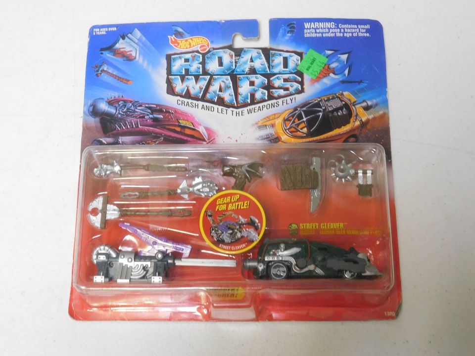 3 Hot Wheels Road Wars Cars Street Cleaver, Nitrod, Wastelander