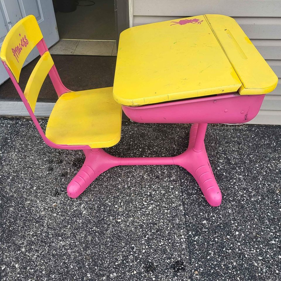 Princess Desk Chair Combo