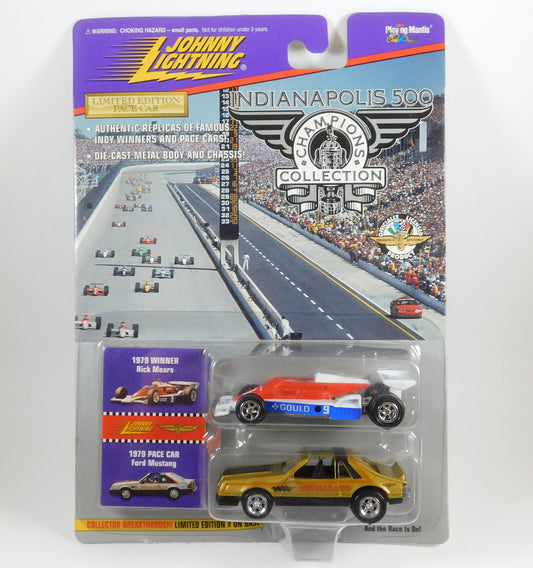 Johnny Lightning Indy 500 1979 Winner Rick Mears Indy Car and Gold Pace Car