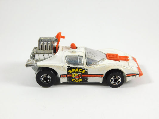 Vintage 1977 Hot Wheels White Science Friction Space Cop