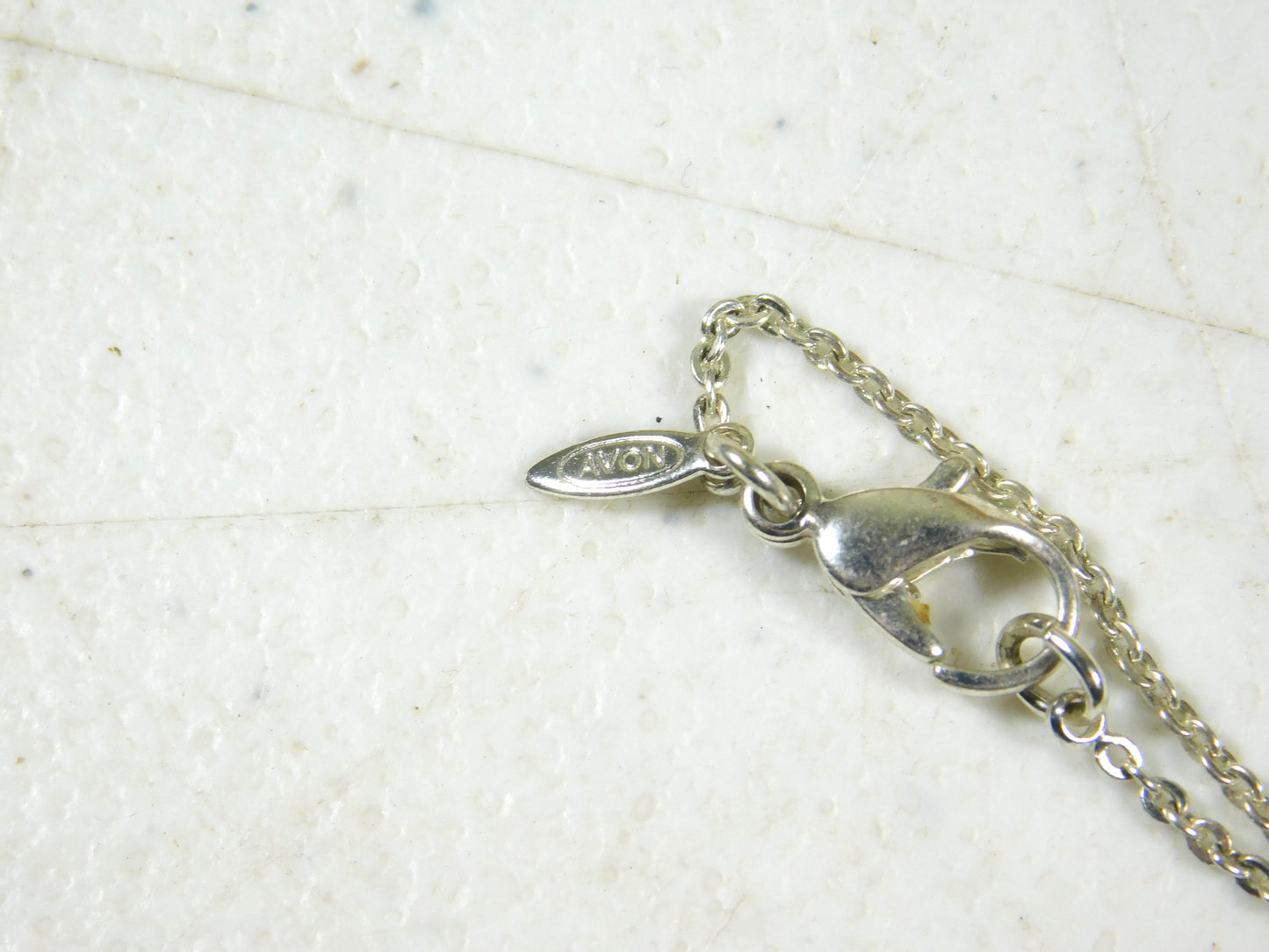 Avon Silver Tone Pendant Necklace