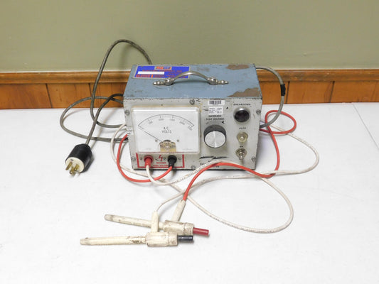 Vintage Slaughter Company Series 106-2.5W Dielectric Breakdown Tester Untested