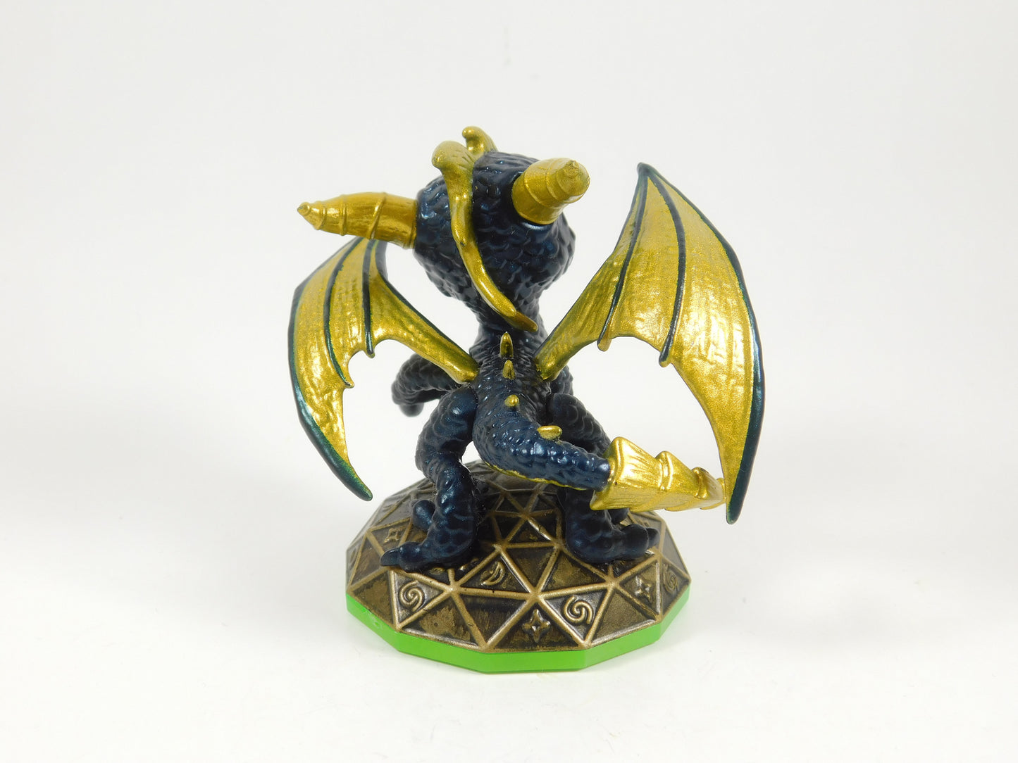 Dark Blue and Gold Spyro Skylanders Figure 84200888