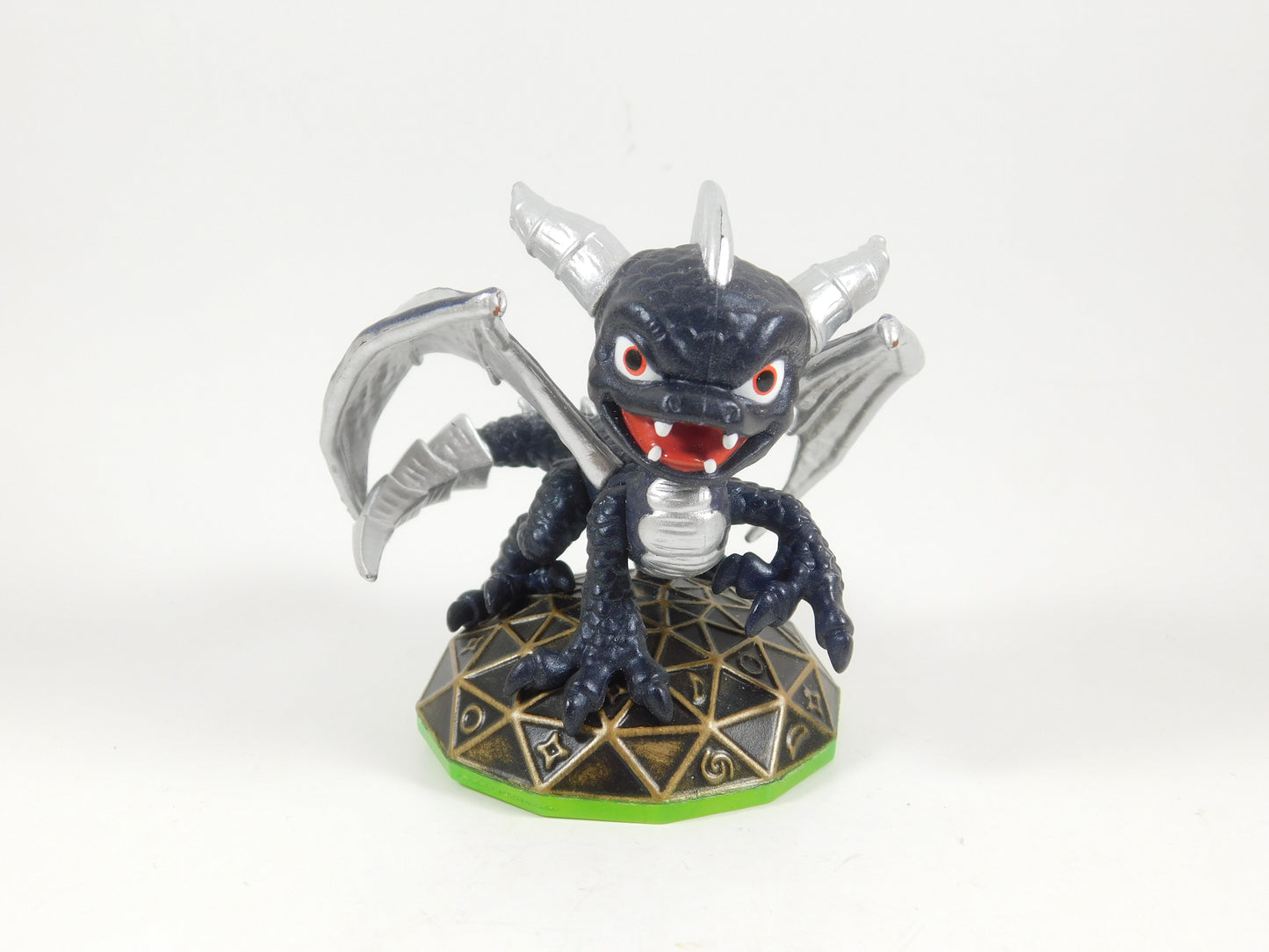 Purple and Silver Spyro Skylanders Figure 84197888