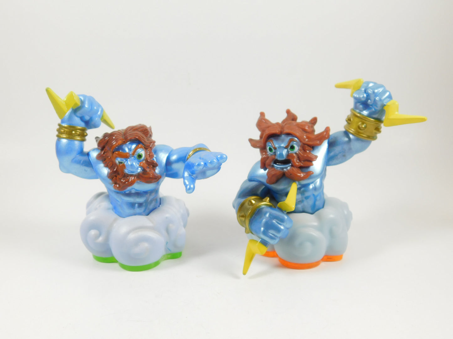 2 Skylanders Lightning Rod Figures