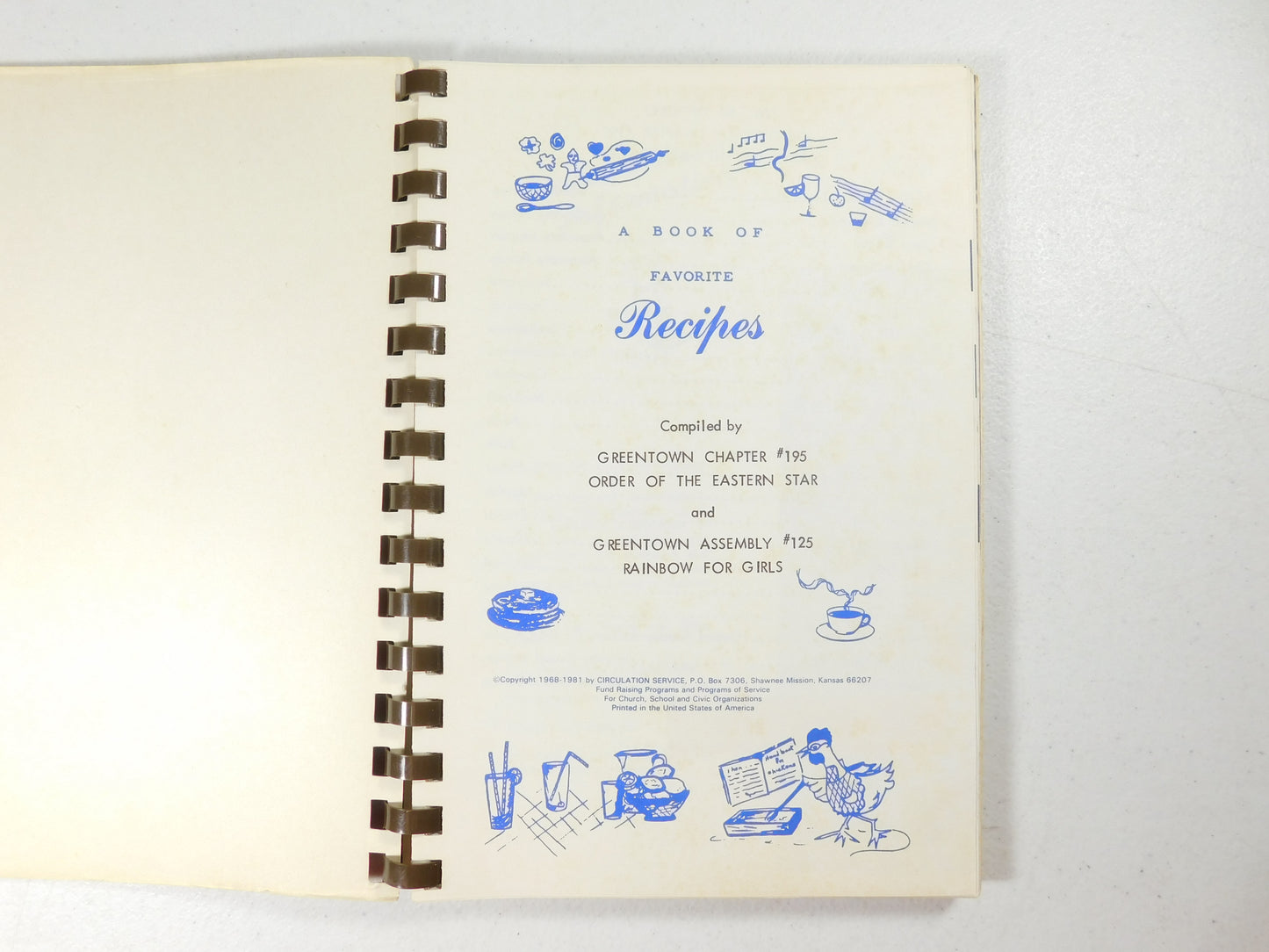 Vintage 1981 Favorite Recipes from our Best Cooks Cook Book