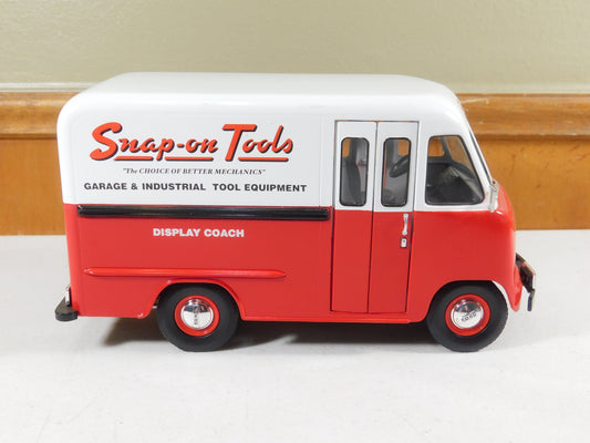 Snap-on Tools 1950 Ford Stepvan Die Cast 1:24 Scale Bank Replica