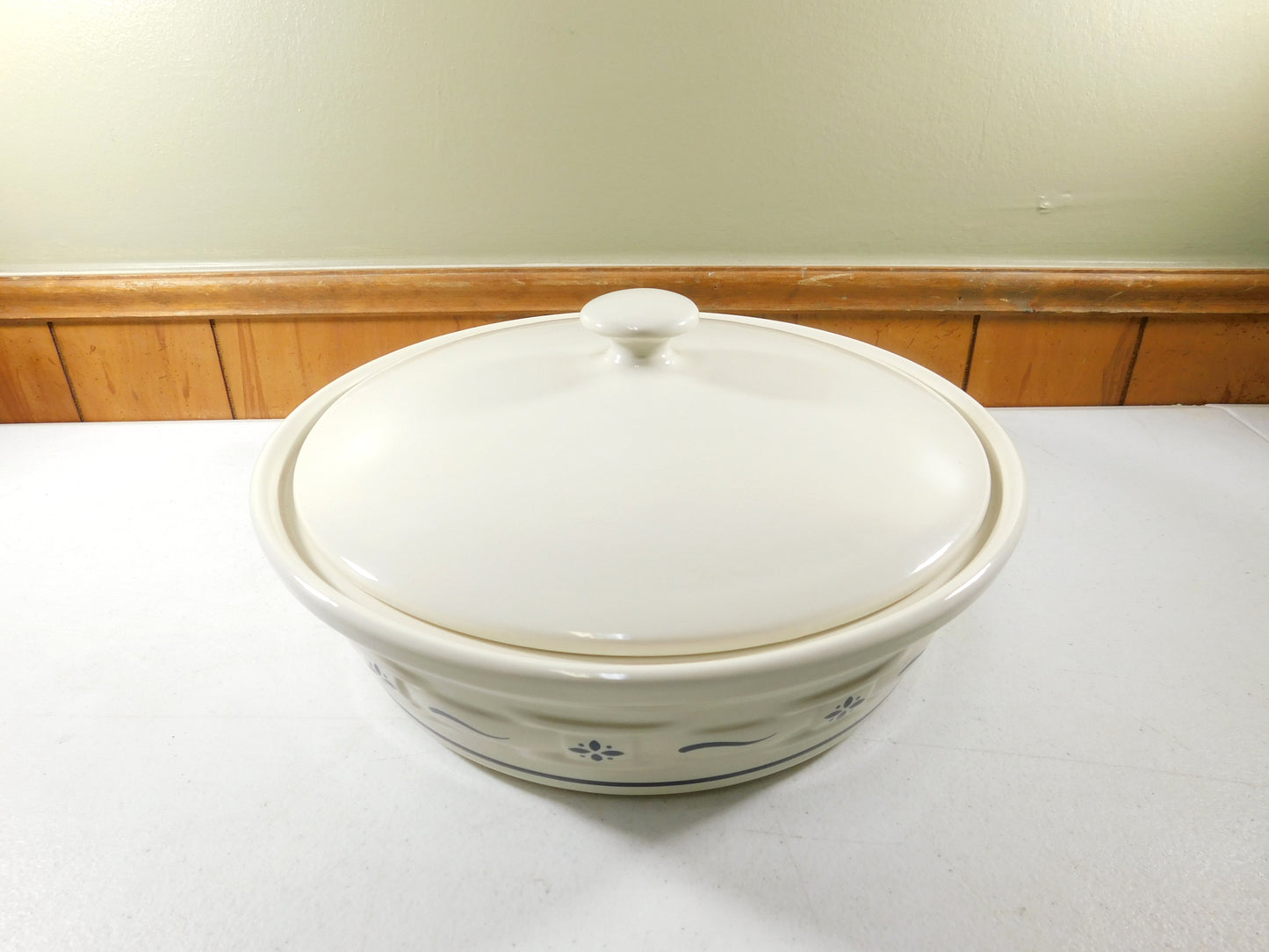 Longaberger 2 Quart Covered Casserole Dish Traditional Blue