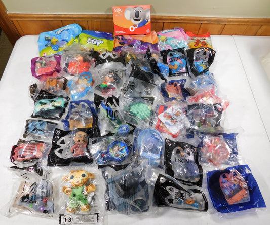 Lot of Mixed McDonald's and Wendy's Happy Meal Toys