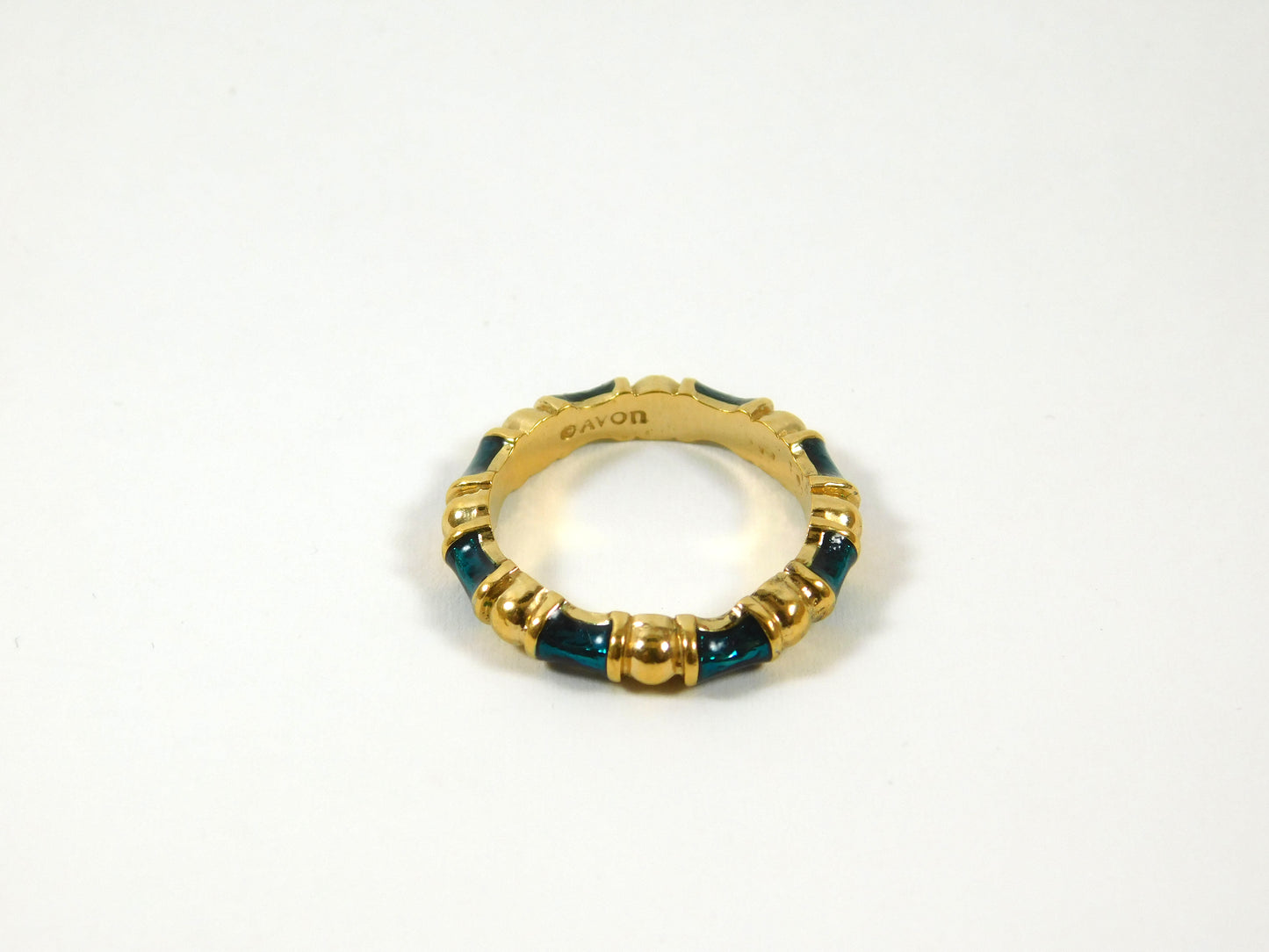 Vintage Avon Green and Gold Tone Enamel Ring Size 5.5