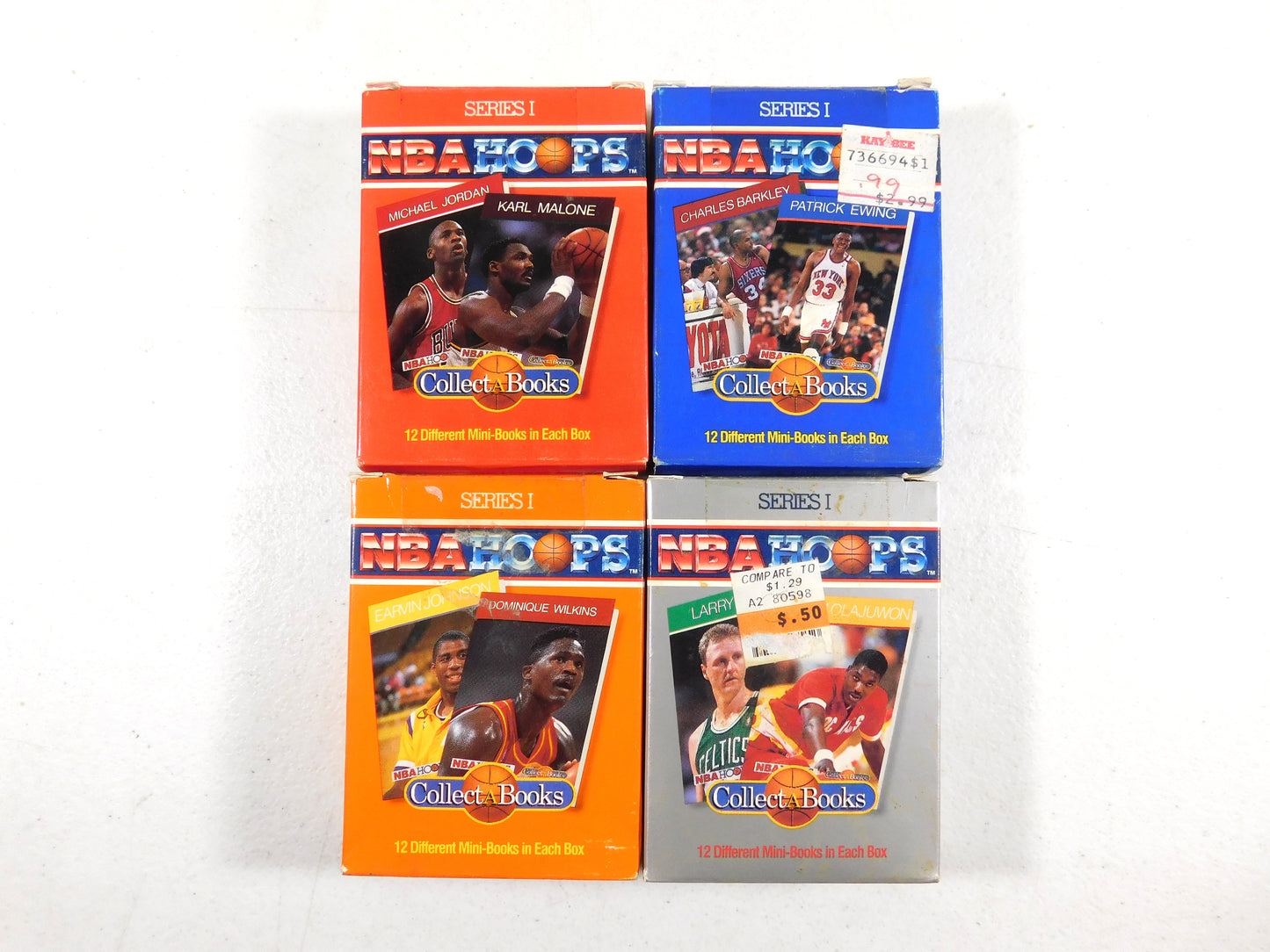 Set of 4 NBA Hoops Series I Basketball Mini-Books Michael Jordan